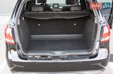 Хэтчбек Mercedes-Benz B-Class 2017 в 
