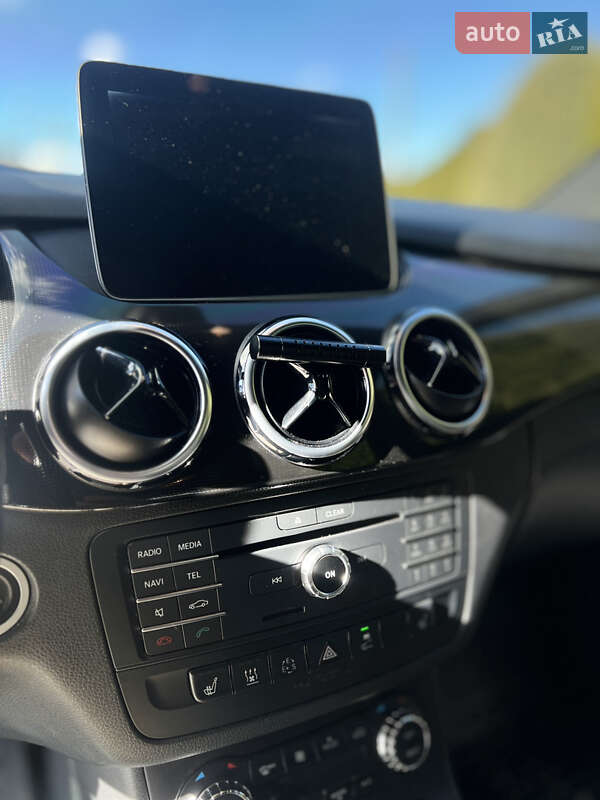 Хэтчбек Mercedes-Benz B-Class 2017 в Луцке