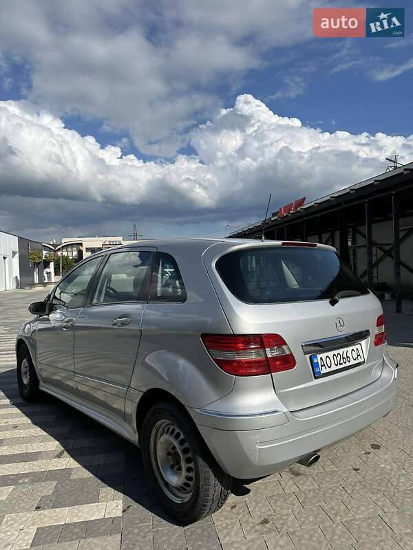 Хэтчбек Mercedes-Benz B-Class 2005 в Ужгороде