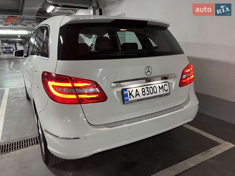 Хэтчбек Mercedes-Benz B-Class 2013 в Киеве