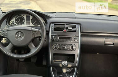 Хетчбек Mercedes-Benz B-Class 2010 в Івано-Франківську