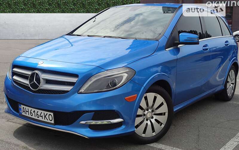 Хэтчбек Mercedes-Benz B-Class 2014 в Днепре