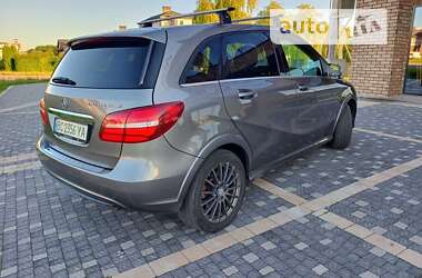 Хэтчбек Mercedes-Benz B-Class 2015 в 