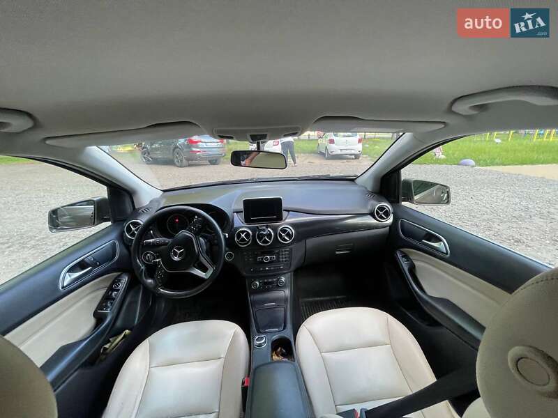 Хетчбек Mercedes-Benz B-Class 2012 в Яготині