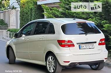 Хэтчбек Mercedes-Benz B-Class 2011 в Одессе