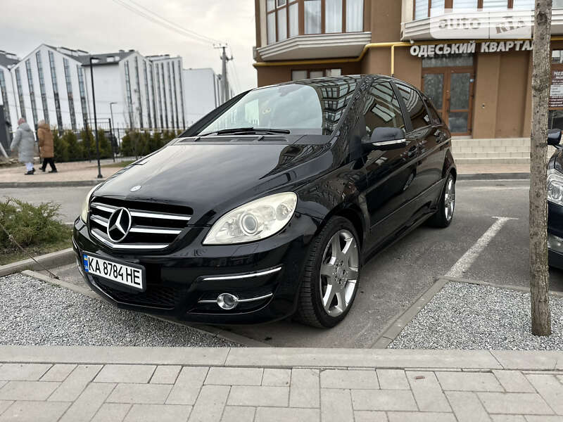 Хэтчбек Mercedes-Benz B-Class 2010 в Крюковщине