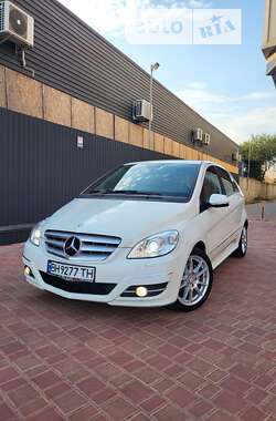 Хэтчбек Mercedes-Benz B-Class 2009 в Одессе