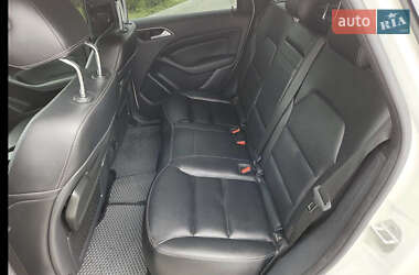 Хэтчбек Mercedes-Benz B-Class 2015 в 