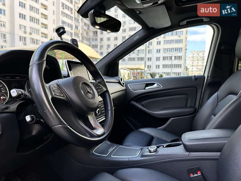 Хэтчбек Mercedes-Benz B-Class 2015 в Одессе