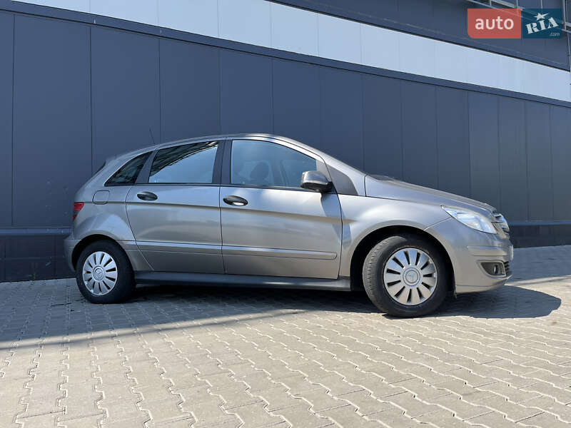 Хэтчбек Mercedes-Benz B-Class 2005 в Киеве фото 20 Хэтчбек Mercedes-Benz B-Class 2005 в Киеве