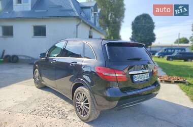Хэтчбек Mercedes-Benz B-Class 2015 в 