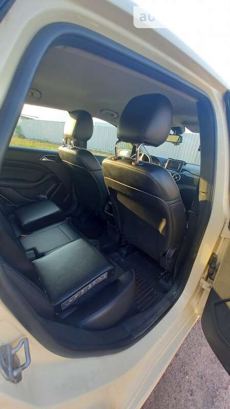 Хэтчбек Mercedes-Benz B-Class 2014 в Львове