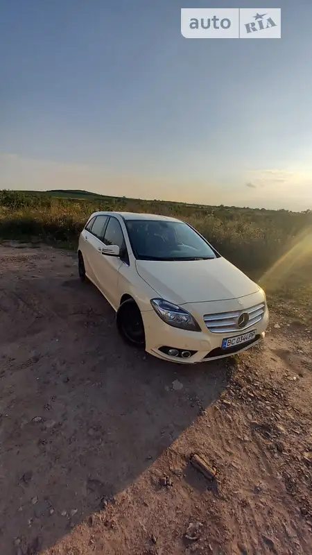 Mercedes-Benz B-Class 2014