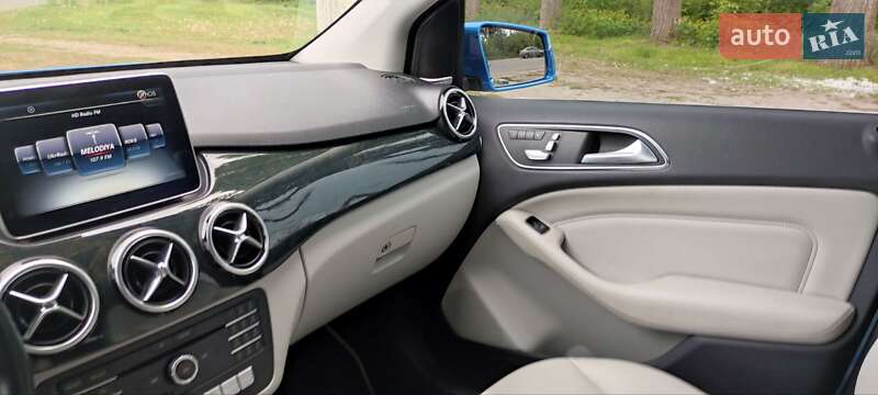 Хэтчбек Mercedes-Benz B-Class 2015 в Харькове