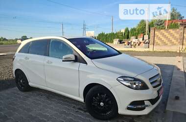 Хэтчбек Mercedes-Benz B-Class 2015 в Подгайцах