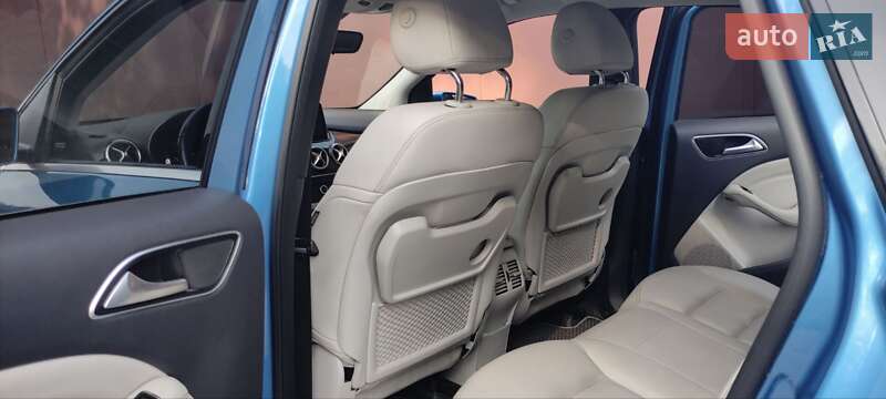 Хэтчбек Mercedes-Benz B-Class 2015 в Харькове
