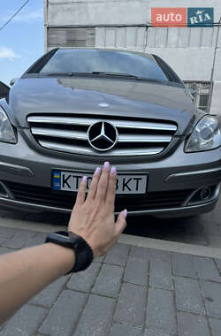 Хэтчбек Mercedes-Benz B-Class 2007 в 