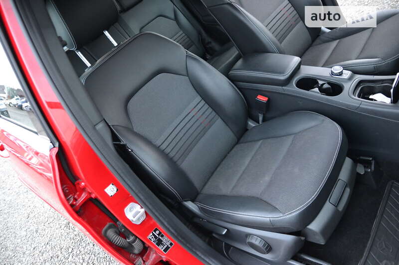 Хэтчбек Mercedes-Benz B-Class 2015 в Луцке
