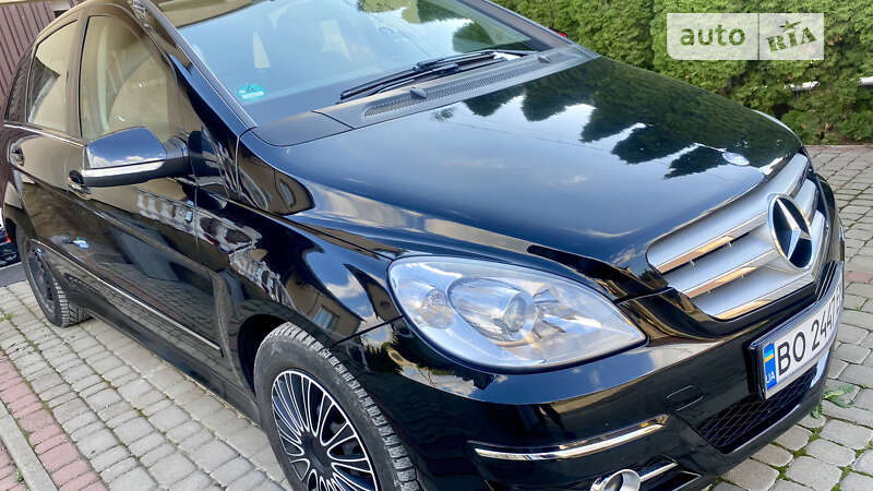 Хетчбек Mercedes-Benz B-Class 2008 в 