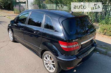 Хэтчбек Mercedes-Benz B-Class 2010 в Киеве