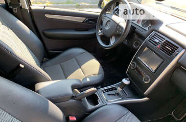 Хэтчбек Mercedes-Benz B-Class 2010 в Киеве