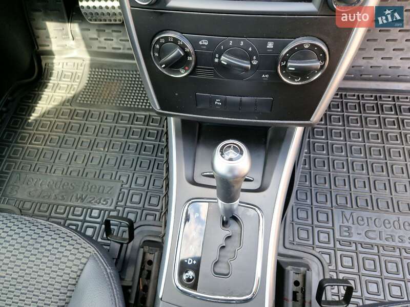 Хэтчбек Mercedes-Benz B-Class 2010 в Днепре