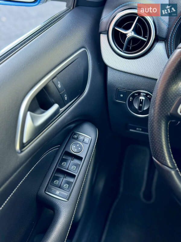 Хэтчбек Mercedes-Benz B-Class 2016 в Львове