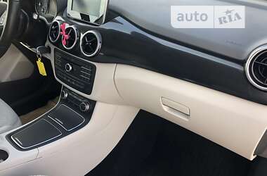 Хетчбек Mercedes-Benz B-Class 2015 в Рівному