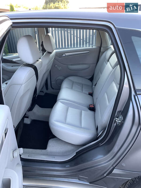 Хетчбек Mercedes-Benz B-Class 2009 в Ізяславі фото 9 Хетчбек Mercedes-Benz B-Class 2009 в Ізяславі