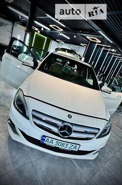 Хэтчбек Mercedes-Benz B-Class 2015 в Киеве