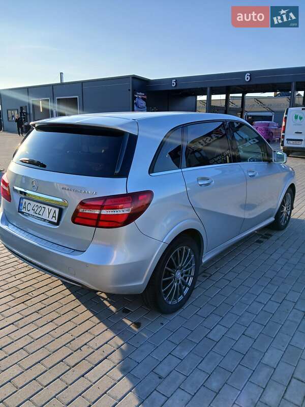 Хэтчбек Mercedes-Benz B-Class 2014 в Луцке