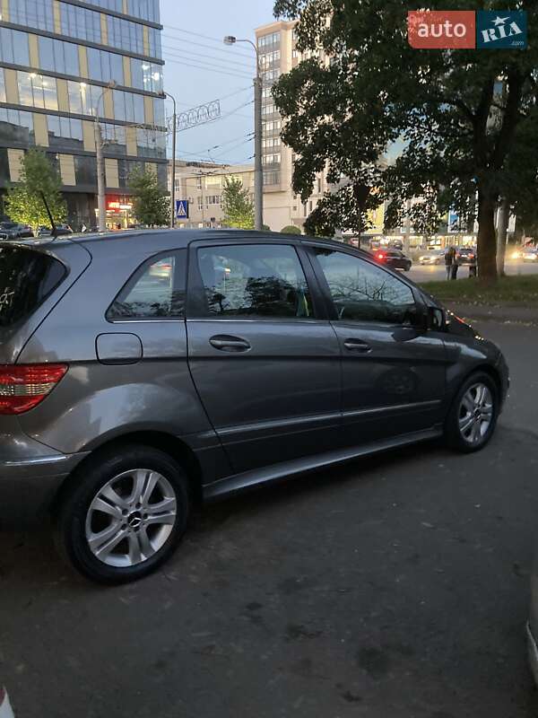 Хэтчбек Mercedes-Benz B-Class 2008 в Ровно фото 3 Хэтчбек Mercedes-Benz B-Class 2008 в Ровно
