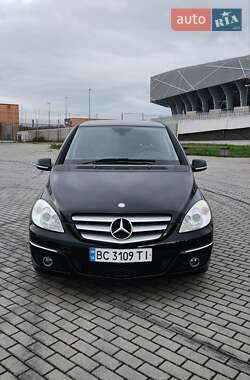 Хэтчбек Mercedes-Benz B-Class 2010 в Львове