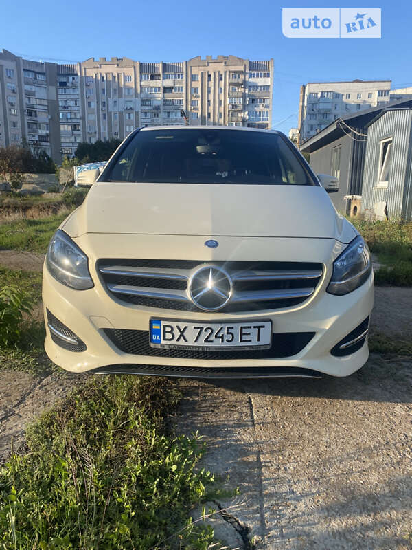 Mercedes-Benz B-Class 2015