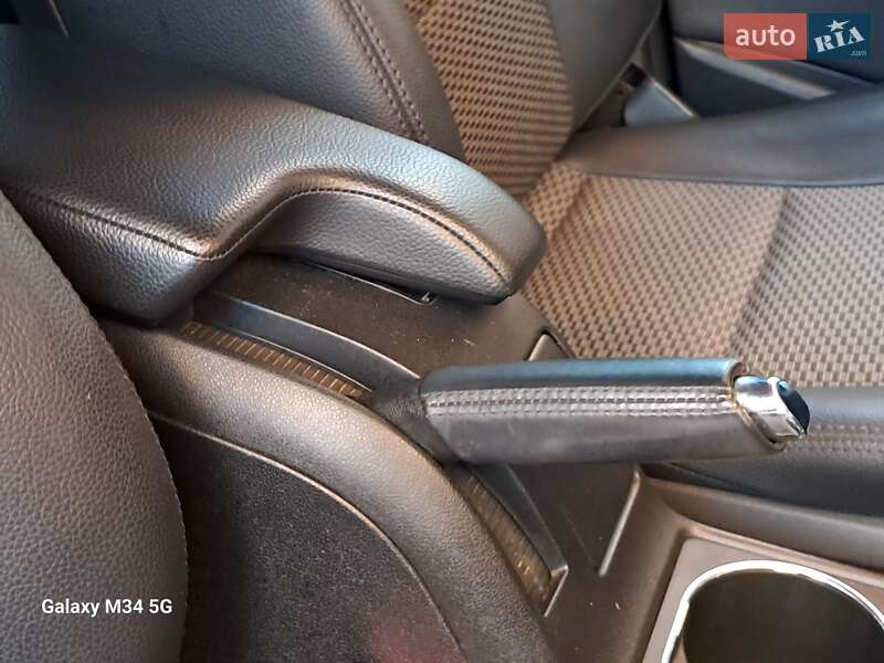 Хэтчбек Mercedes-Benz B-Class 2010 в Одессе