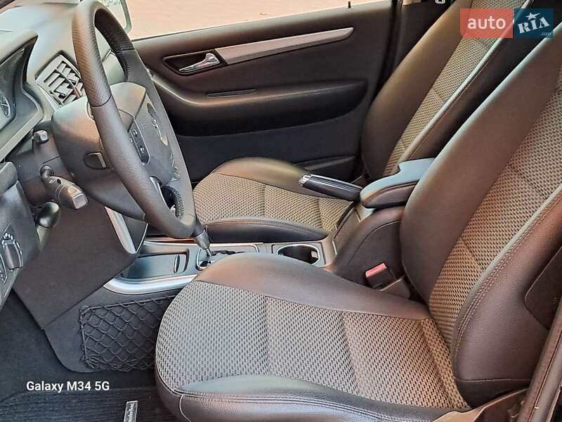 Хэтчбек Mercedes-Benz B-Class 2010 в Одессе