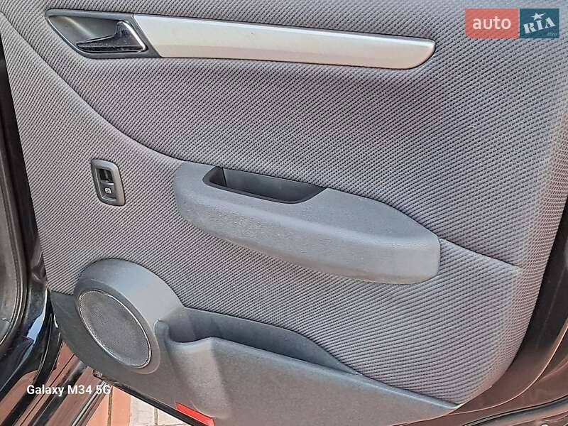 Хэтчбек Mercedes-Benz B-Class 2010 в Одессе