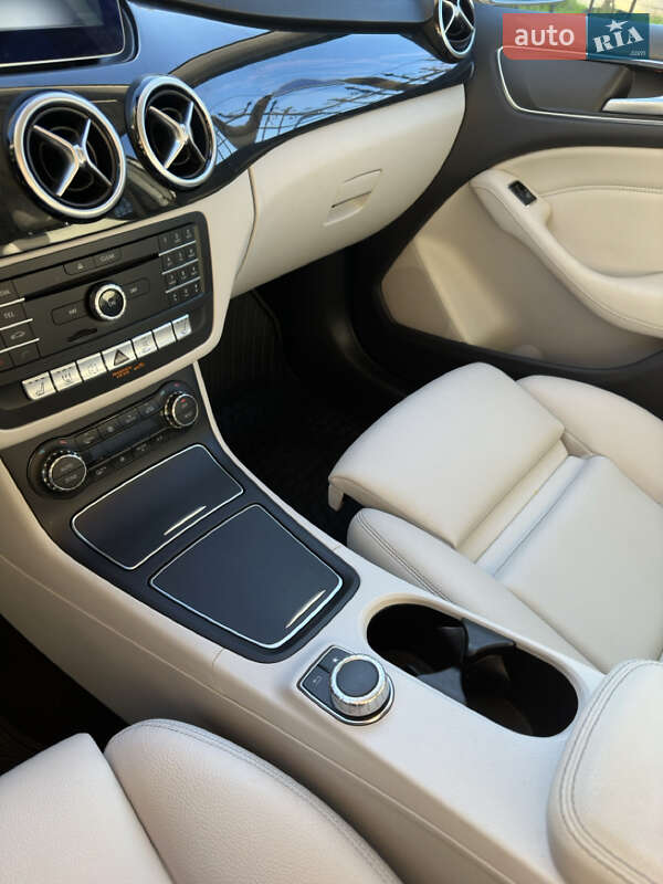 Хэтчбек Mercedes-Benz B-Class 2016 в Одессе