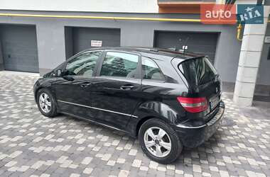 Хэтчбек Mercedes-Benz B-Class 2009 в Ивано-Франковске