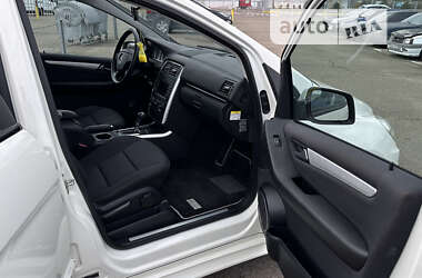 Хэтчбек Mercedes-Benz B-Class 2010 в Киеве