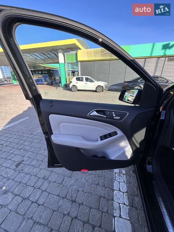 Хэтчбек Mercedes-Benz B-Class 2015 в Солонке