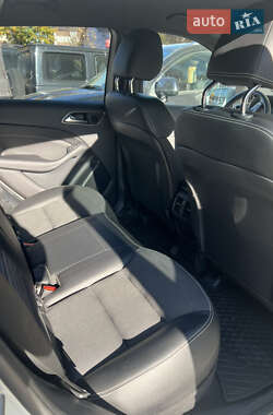Хэтчбек Mercedes-Benz B-Class 2015 в 