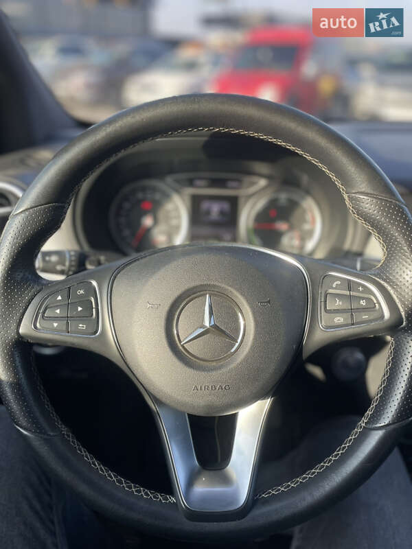 Хетчбек Mercedes-Benz B-Class 2016 в Чернівцях