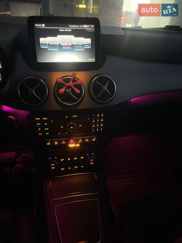 Хетчбек Mercedes-Benz B-Class 2016 в Чернівцях