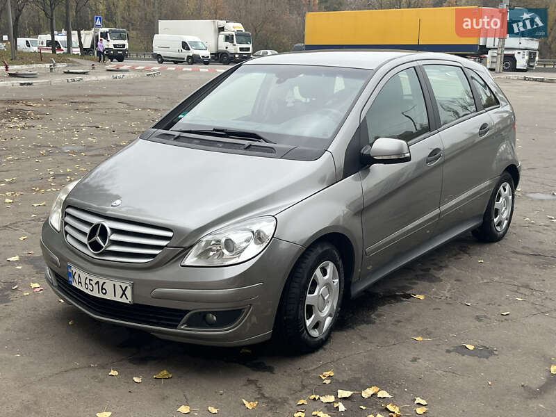 Mercedes-Benz B-Class 2005