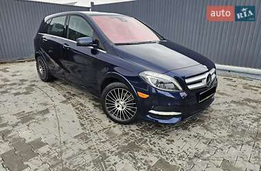 Хэтчбек Mercedes-Benz B-Class 2016 в 