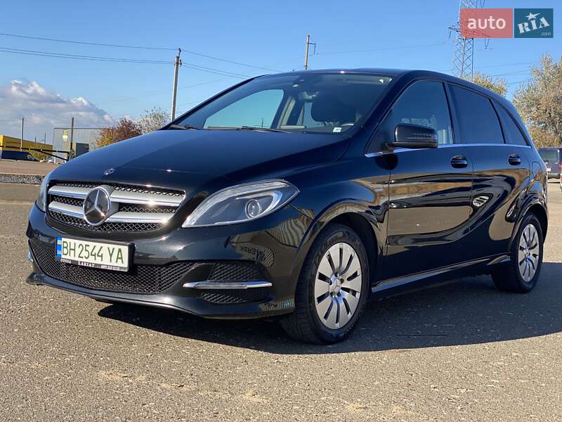 Хэтчбек Mercedes-Benz B-Class 2017 в Одессе