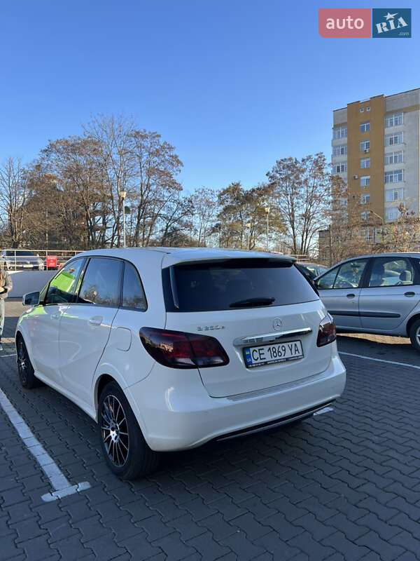 Хэтчбек Mercedes-Benz B-Class 2015 в Черновцах