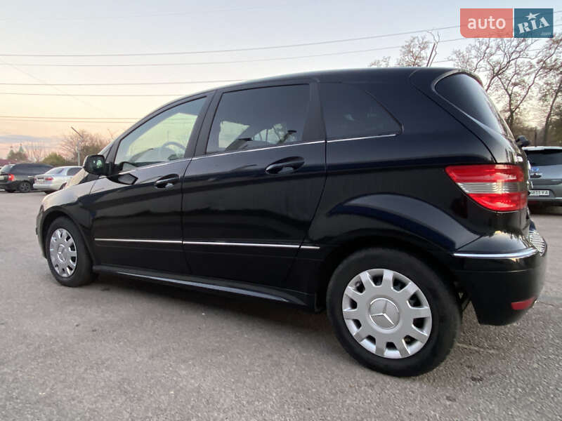 Хетчбек Mercedes-Benz B-Class 2010 в Дніпрі
