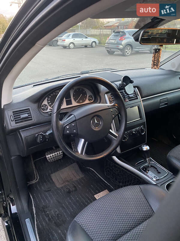 Хетчбек Mercedes-Benz B-Class 2010 в Дніпрі